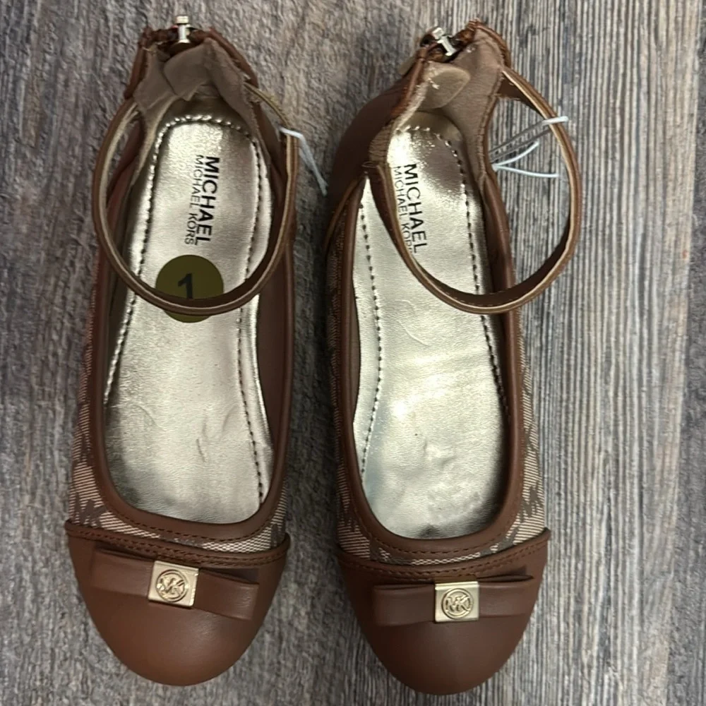 Michael Kors girls shoes